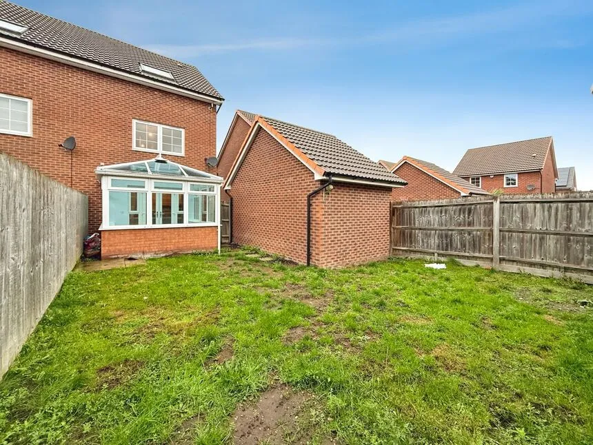 Brutus Court, North Hykeham, LN6, photo 8