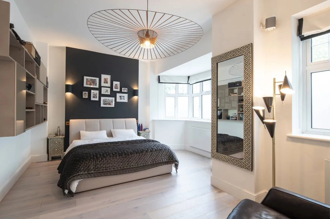 Eton Court, Eton Avenue, Belsize Park, London, NW3 3HJ, photo 4