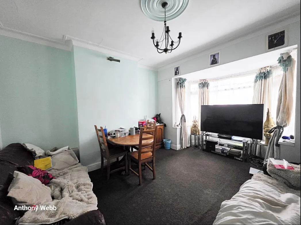 Connaught Gardens, Palmers Green, N13, photo 2