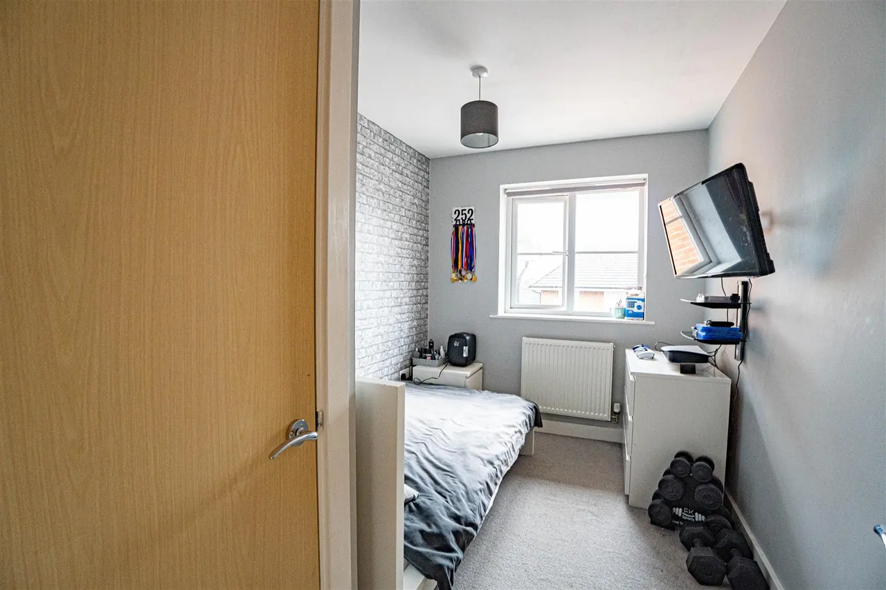 Lydd Close, St. Leonards-On-Sea, photo 11