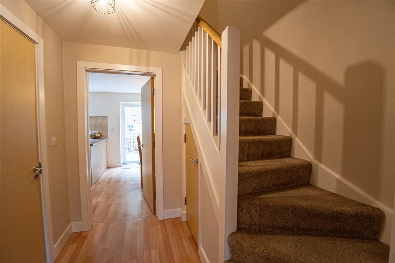 Lydd Close, St. Leonards-On-Sea, photo 26