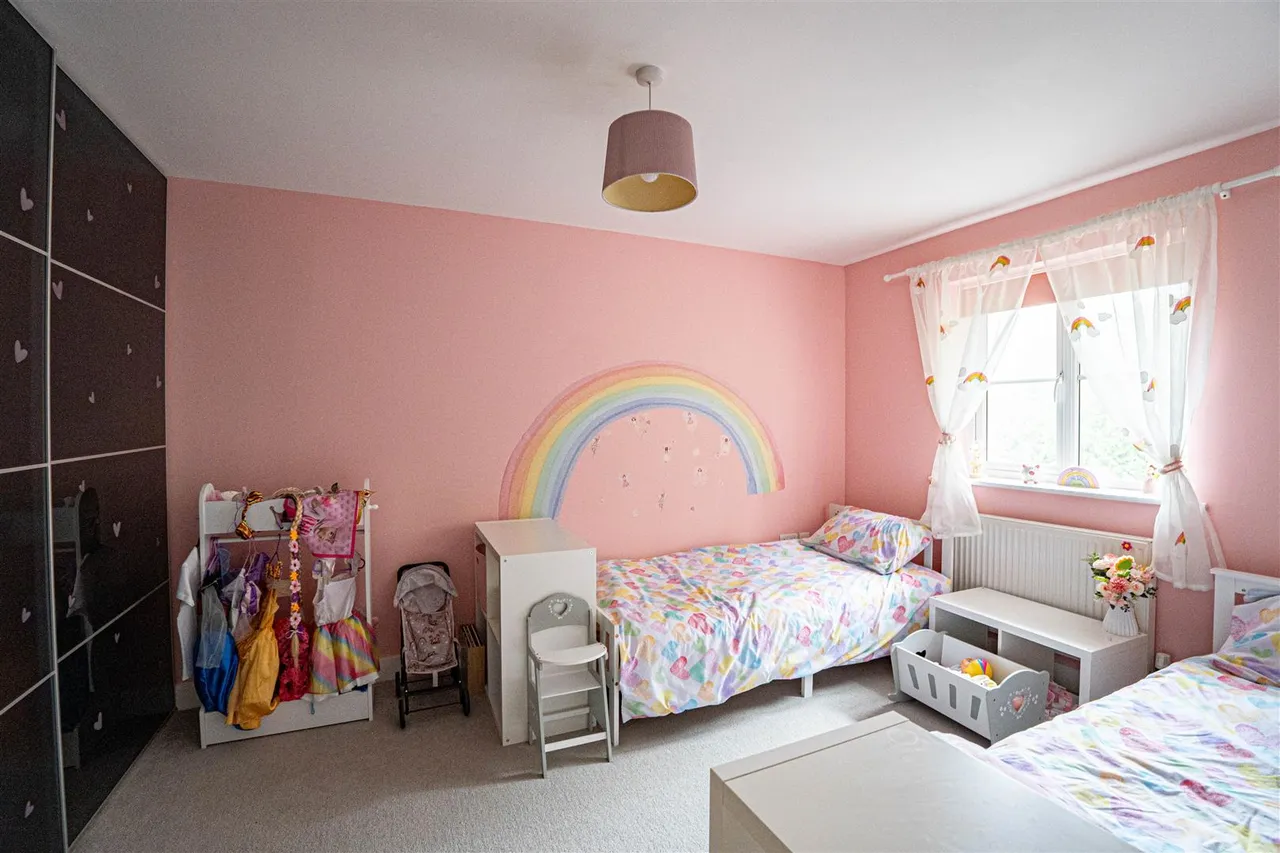 Lydd Close, St. Leonards-On-Sea, photo 23
