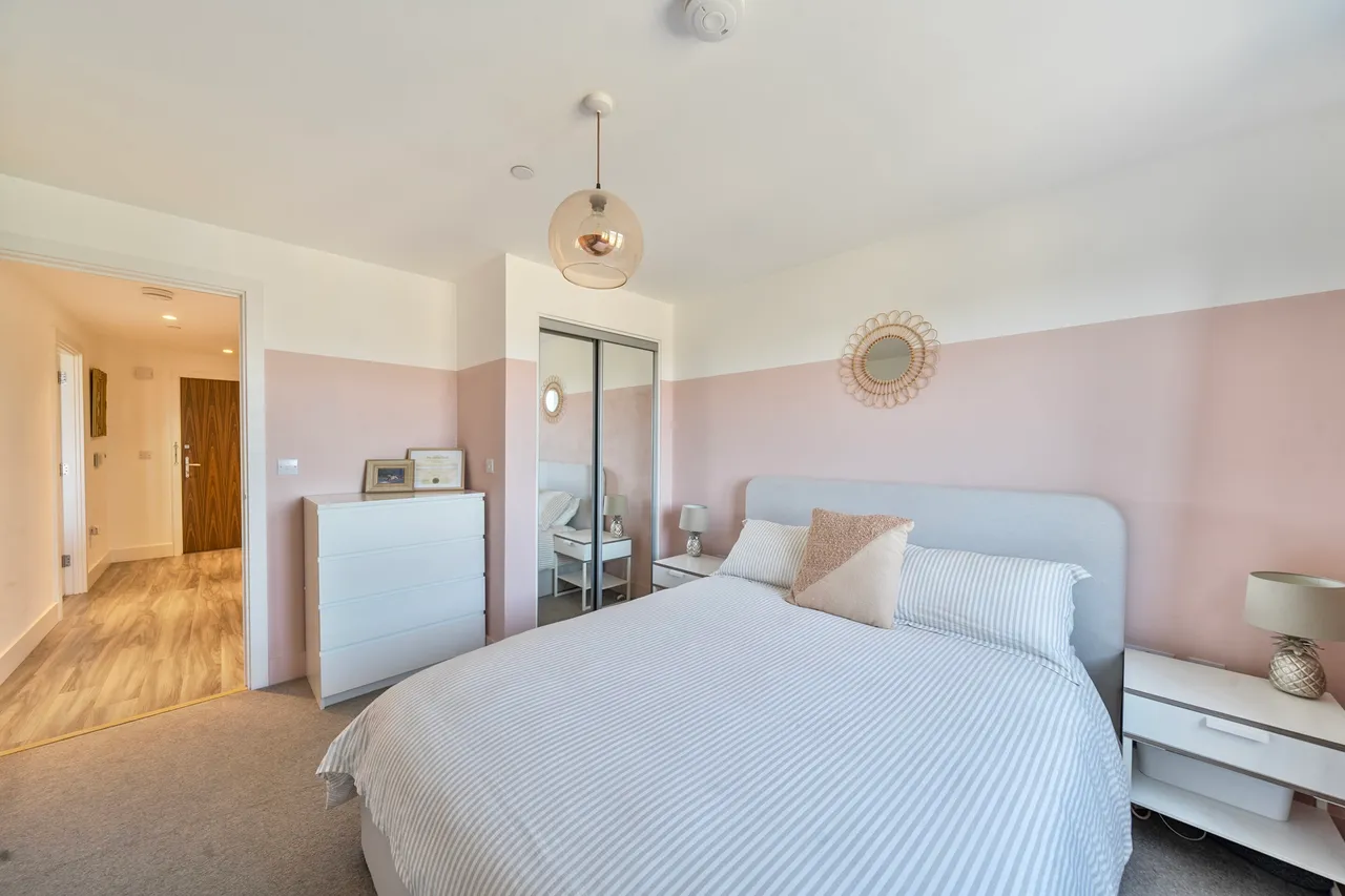 Burnt Oak Broadway, Edgware, HA8, photo 6