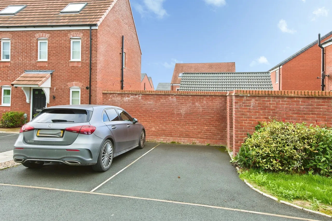 Beacon Close, Anslow, DE13, photo 2