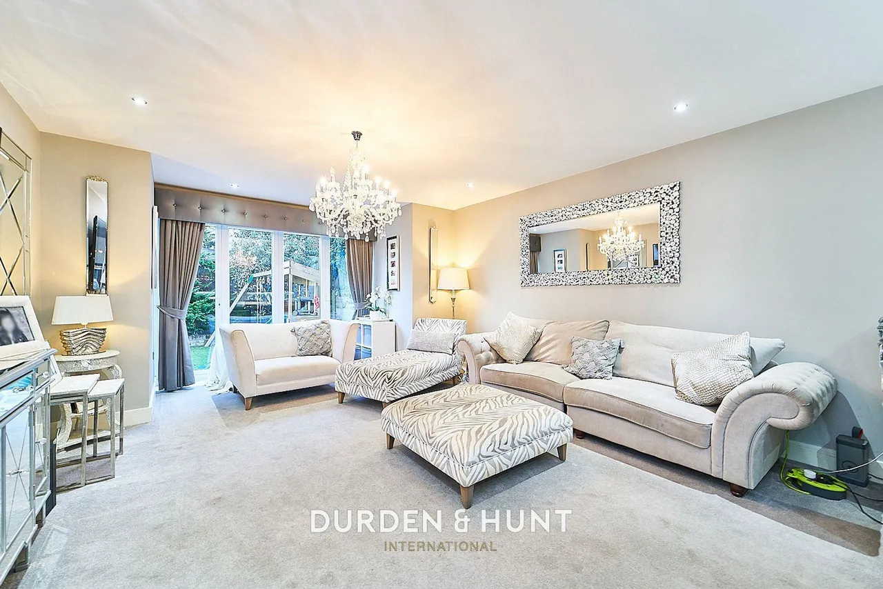 Mount Pleasant Road, Chigwell, IG7, photo 8