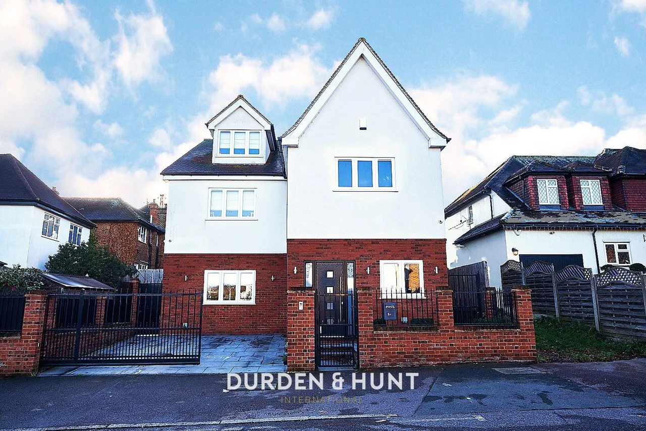 Mount Pleasant Road, Chigwell, IG7, photo 39