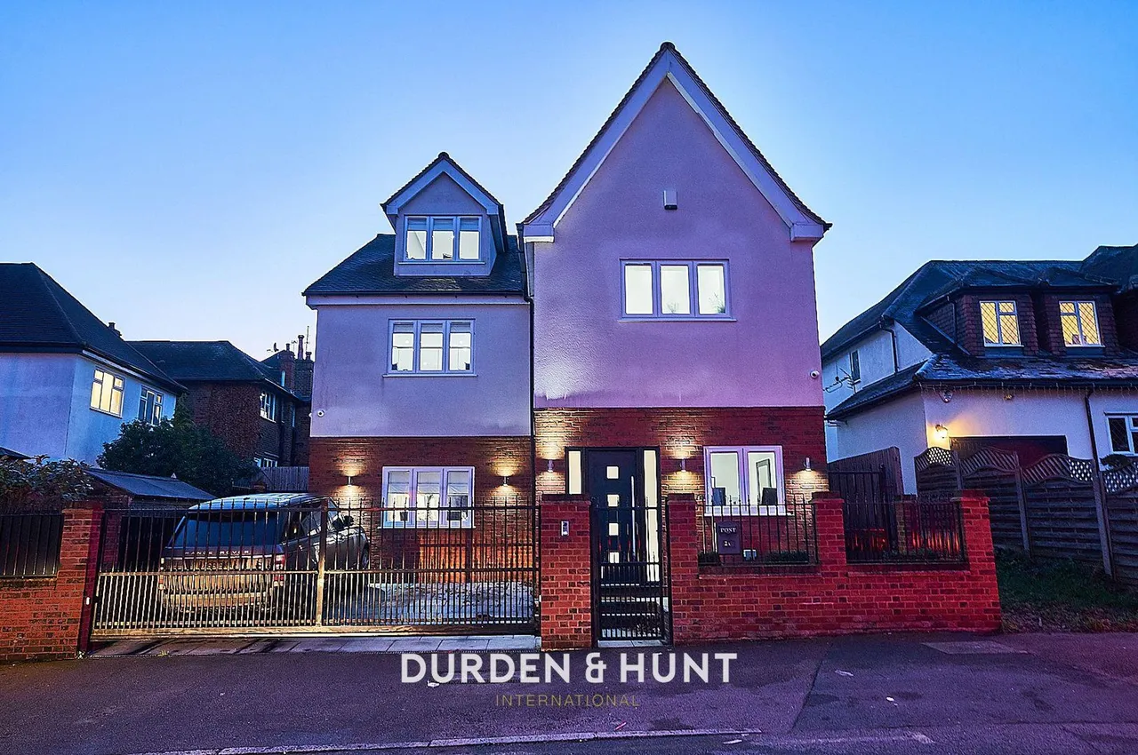 Mount Pleasant Road, Chigwell, IG7, photo 40