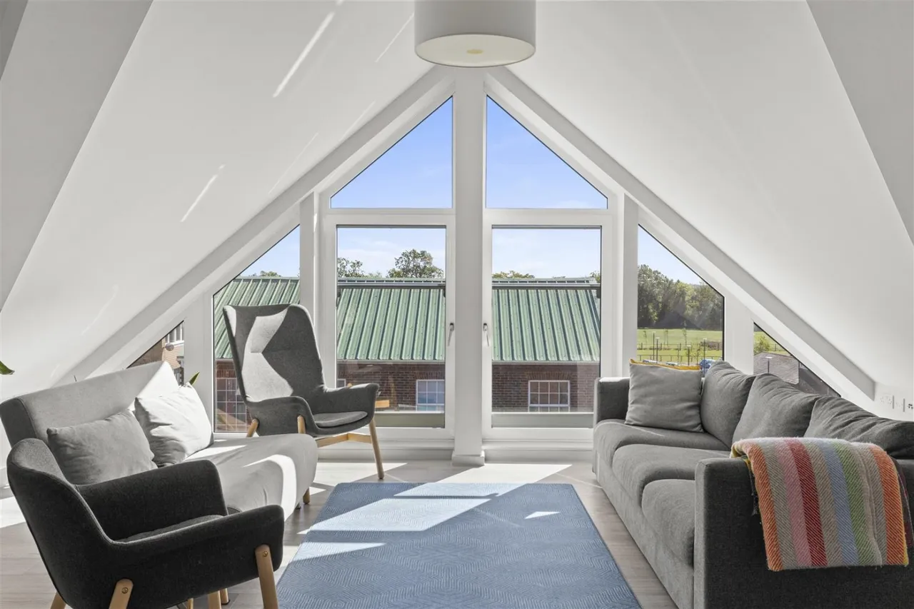 Woodside Road, Amersham, HP6, photo 2