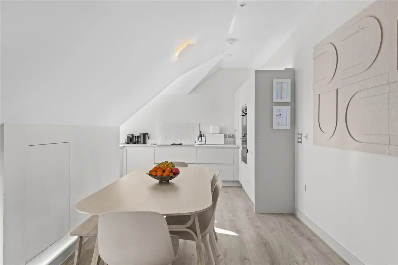 Woodside Road, Amersham, HP6, photo 4