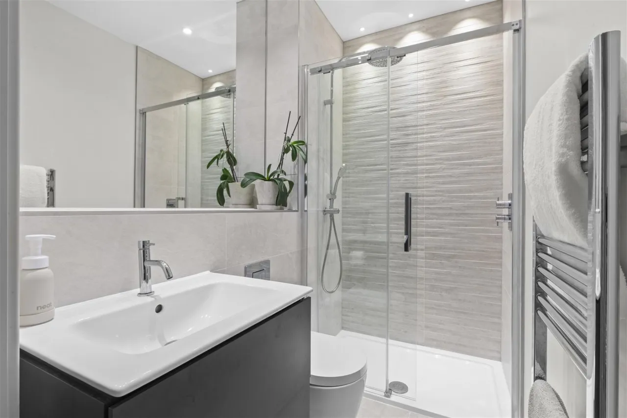 Woodside Road, Amersham, HP6, photo 8