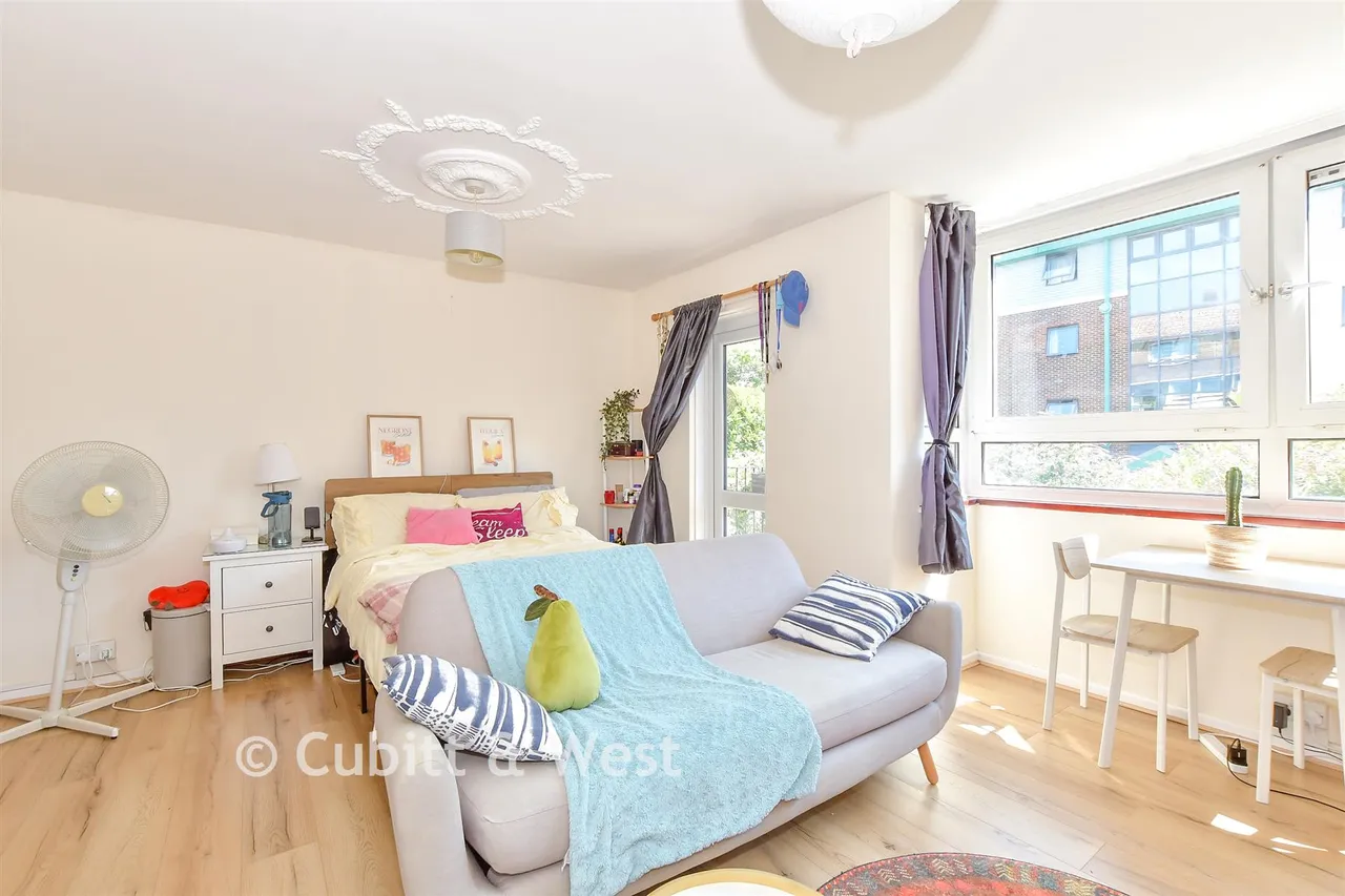 Fyning Street, Portsmouth, PO1, photo 2