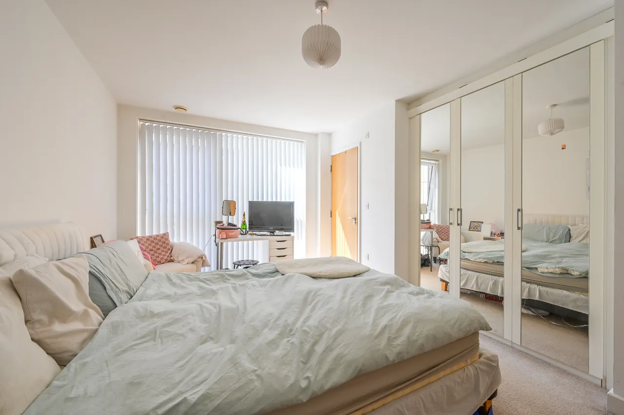 18 Ross Apartments, 23 Seagull Lane, London, photo 4