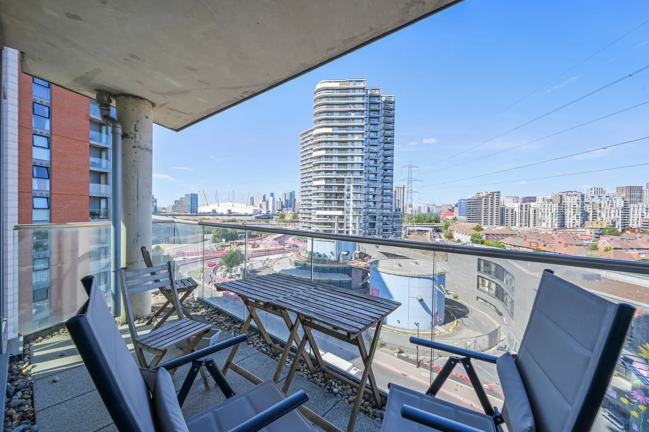 18 Ross Apartments, 23 Seagull Lane, London, photo 5