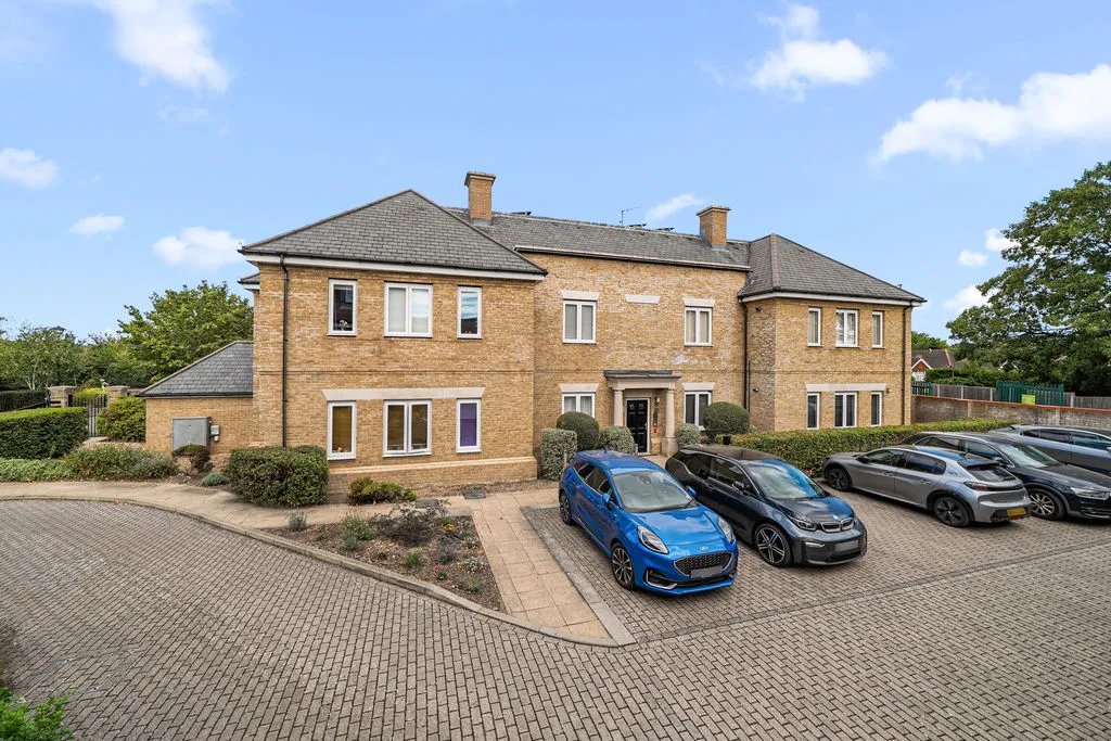Nettlefold Place, Sunbury-On-Thames TW16 6BD, photo 13