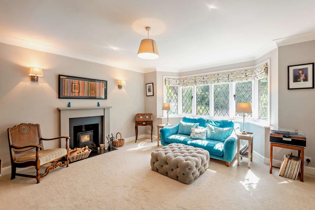 Abbotswood, Guildford, Surrey, GU1 1UT, photo 7