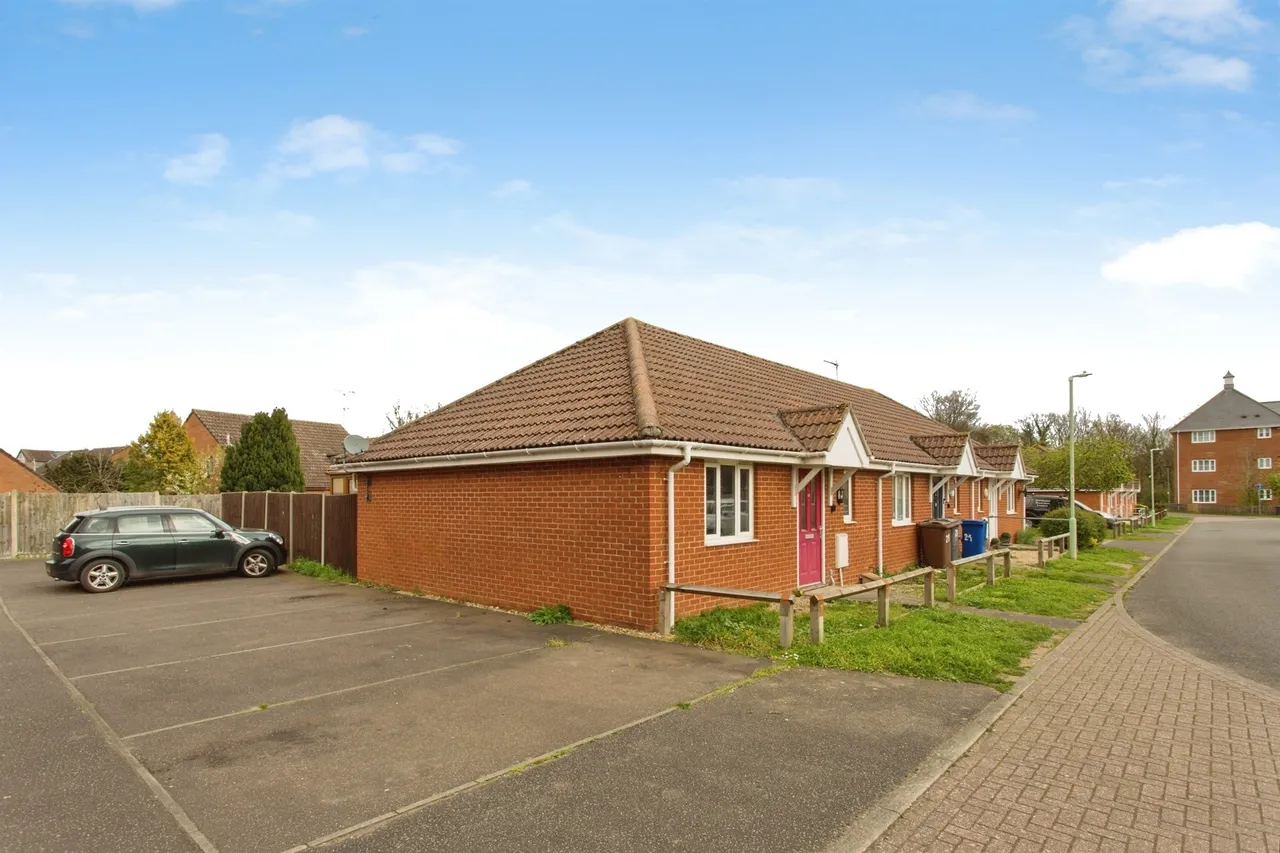 Frampton Close, Newmarket, CB8, photo 17