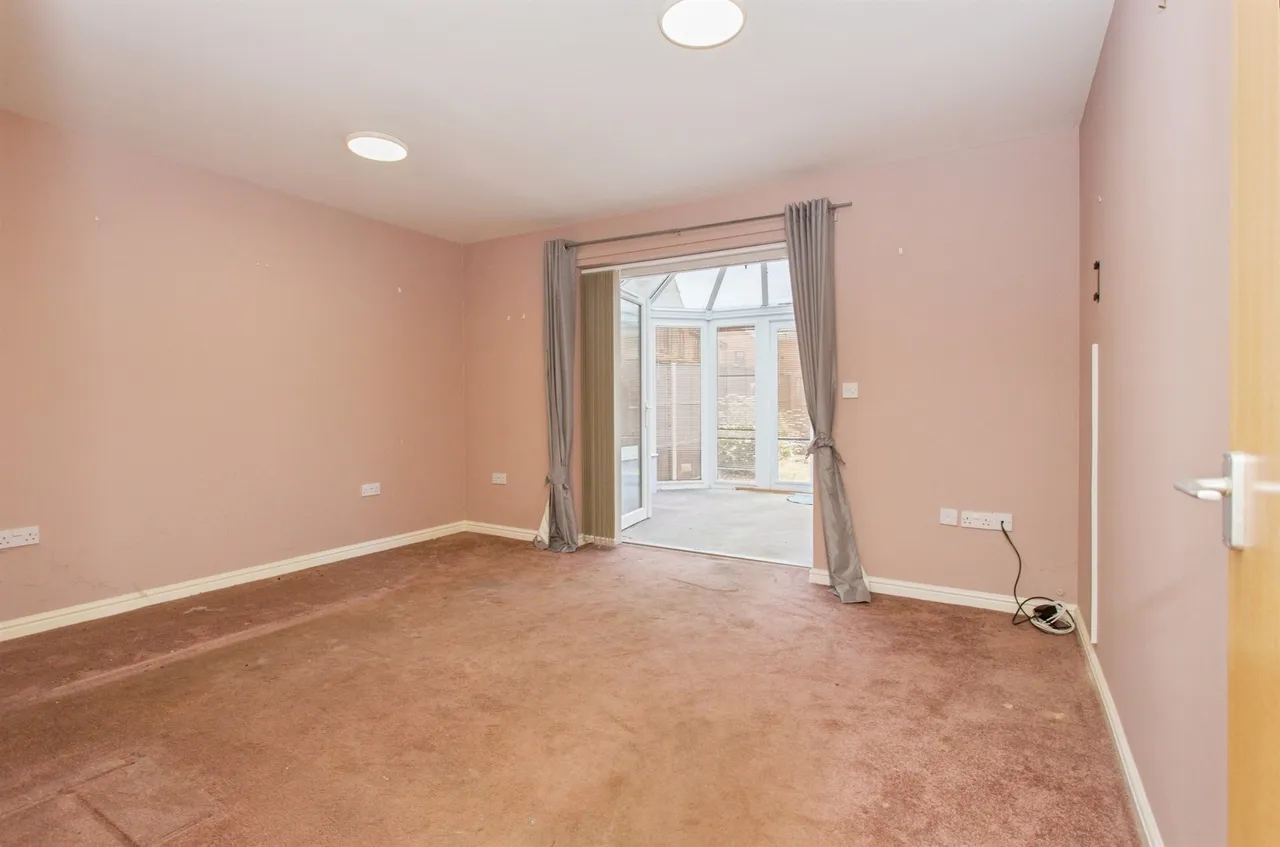 Frampton Close, Newmarket, CB8, photo 3