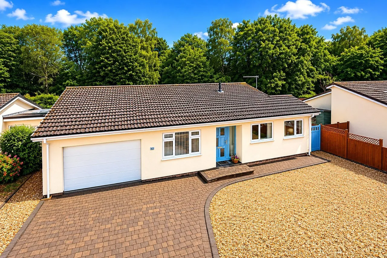 3 bed property for sale, Malden Road, Sidmouth, EX10