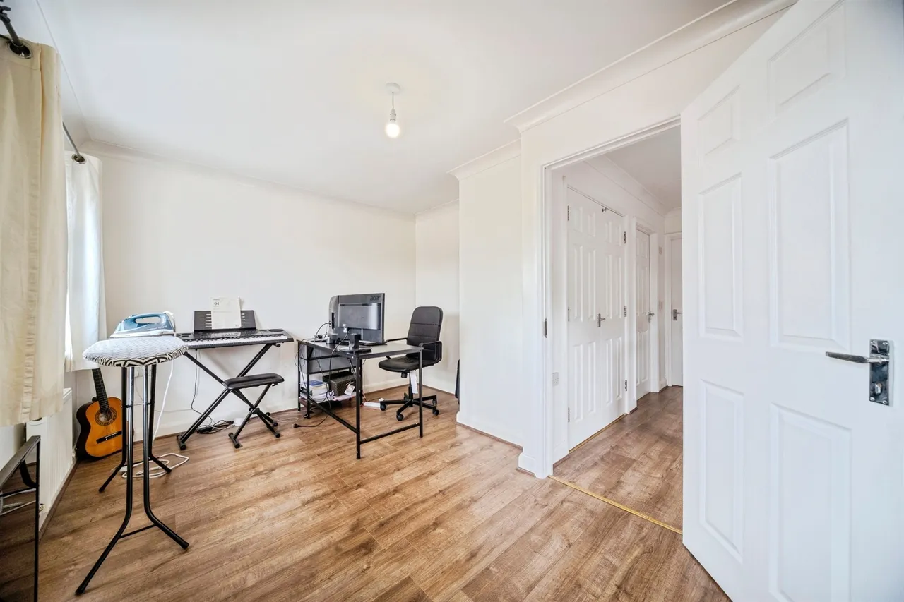 Dartington Place, Westcroft, MK4, photo 7