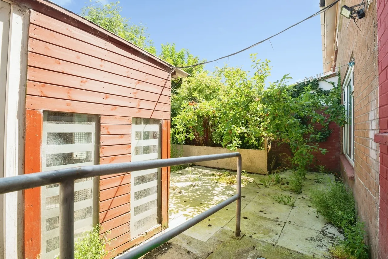 Heol Y Gaer, Cardiff, CF5, photo 22