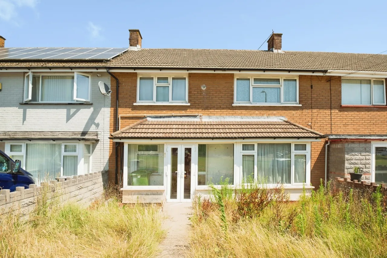 4 bed house for sale — Heol Y Gaer, Cardiff, CF5