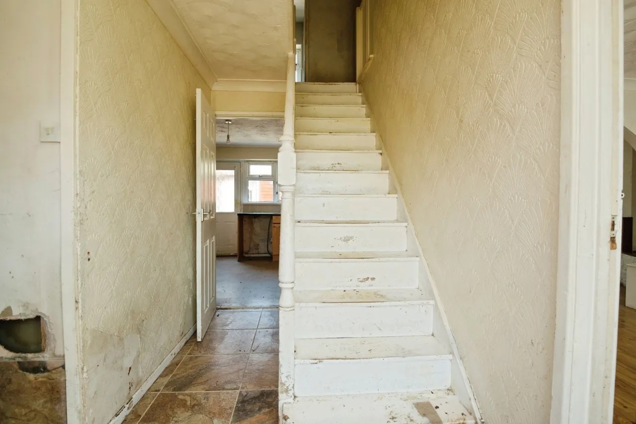 Heol Y Gaer, Cardiff, CF5, photo 10