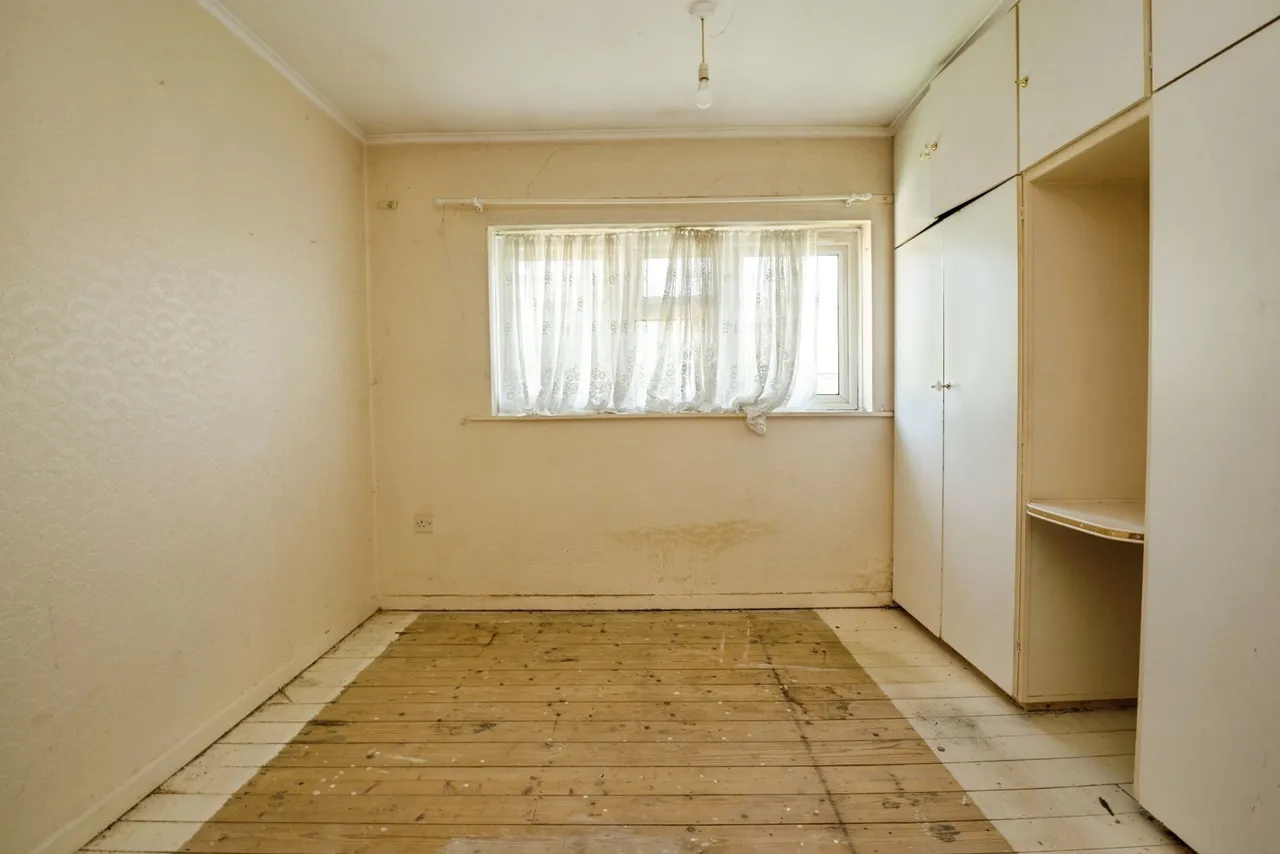 Heol Y Gaer, Cardiff, CF5, photo 13