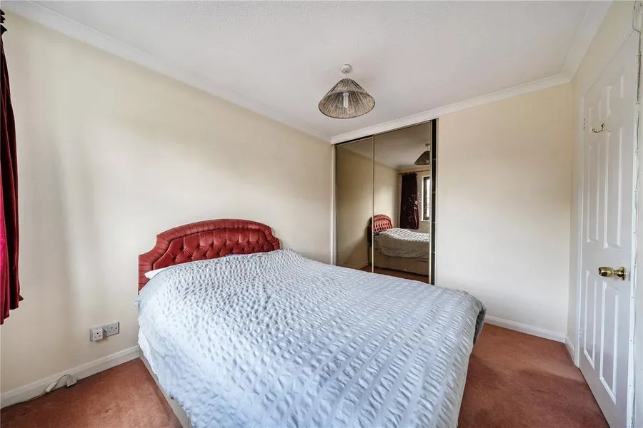 Red House Close, Lower Earley, RG6, photo 15