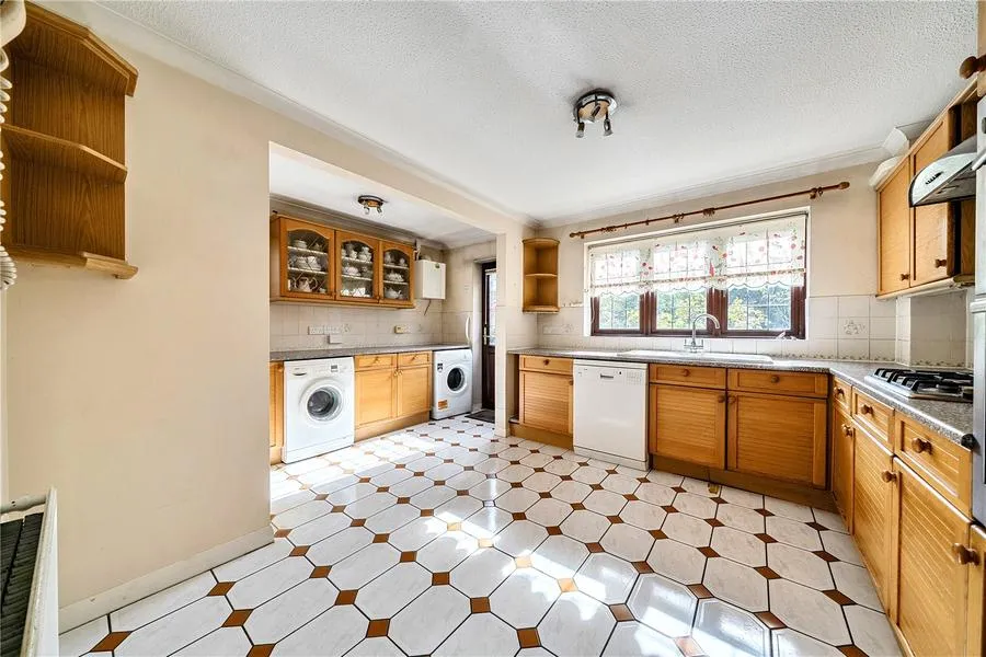 Red House Close, Lower Earley, RG6, photo 16