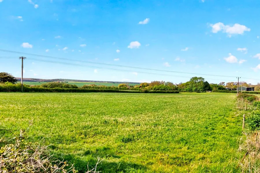 Station Road, Ningwood, PO41, photo 21