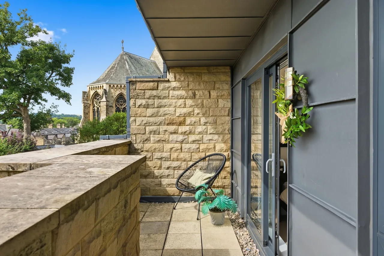 4 bed house for sale, Ballard Hall Chase, Sheffield, S10