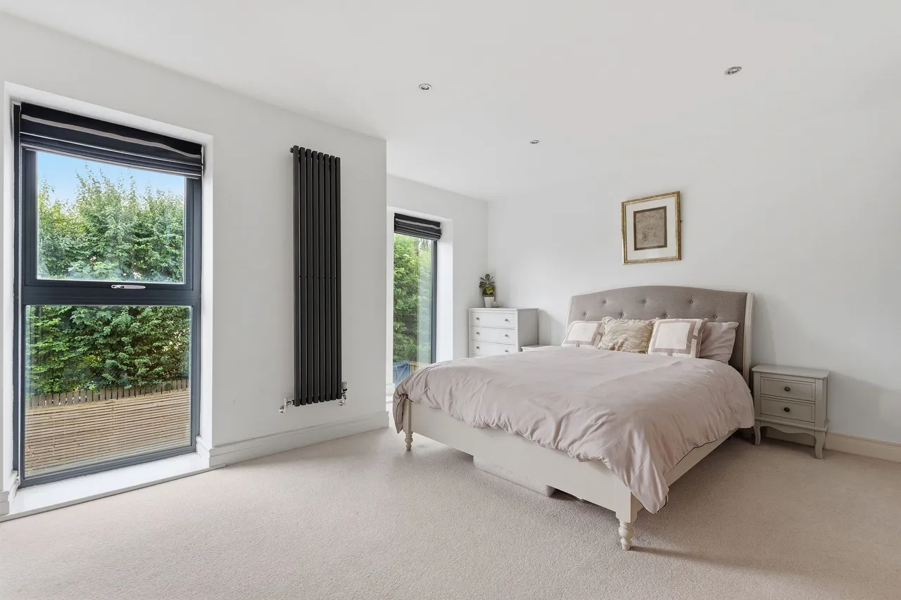 Ballard Hall Chase, Sheffield, S10, photo 15