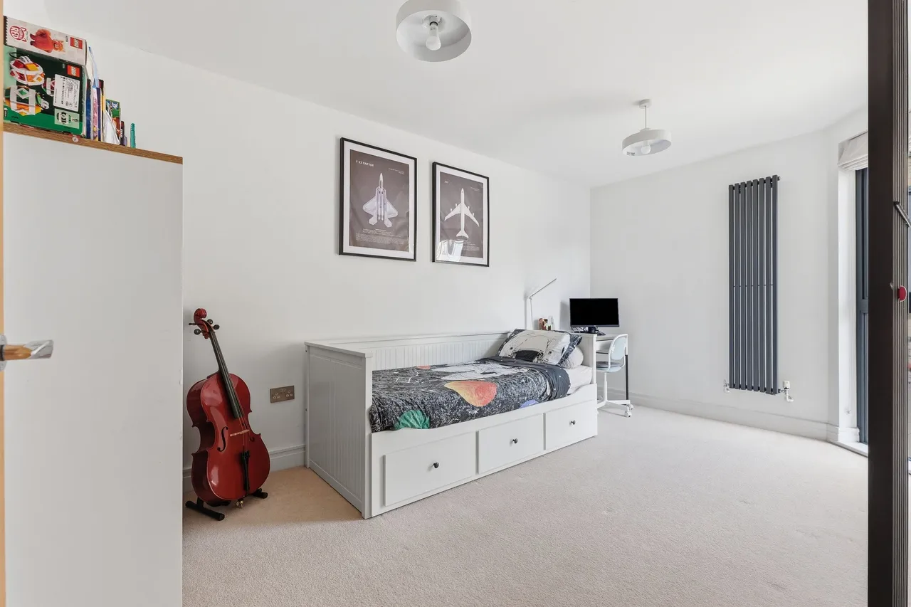 Ballard Hall Chase, Sheffield, S10, photo 25