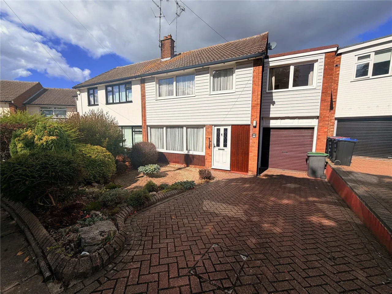 3 bed house for sale — Dering Crescent, Leigh-on-Sea, Essex, SS9