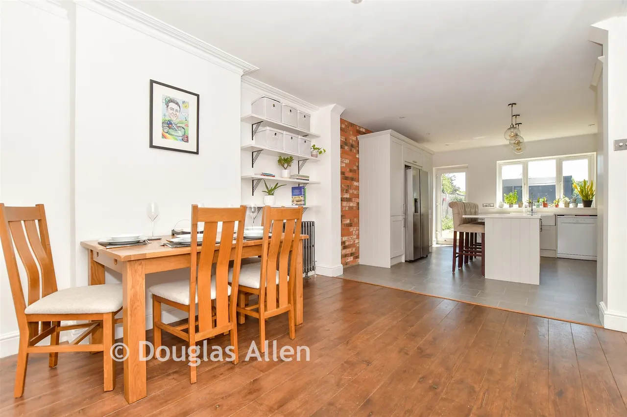 Clydesdale Road, Hornchurch, RM11, photo 2