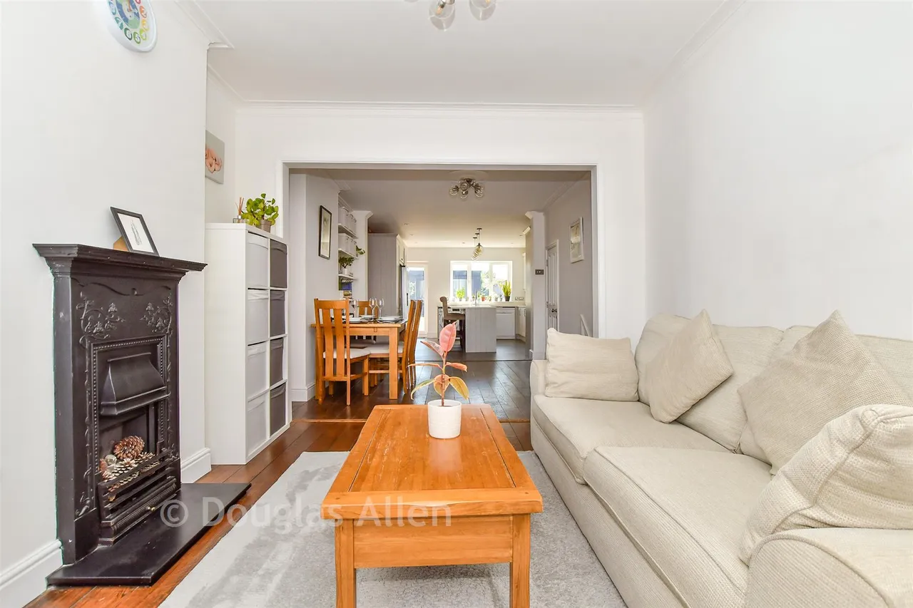 Clydesdale Road, Hornchurch, RM11, photo 15
