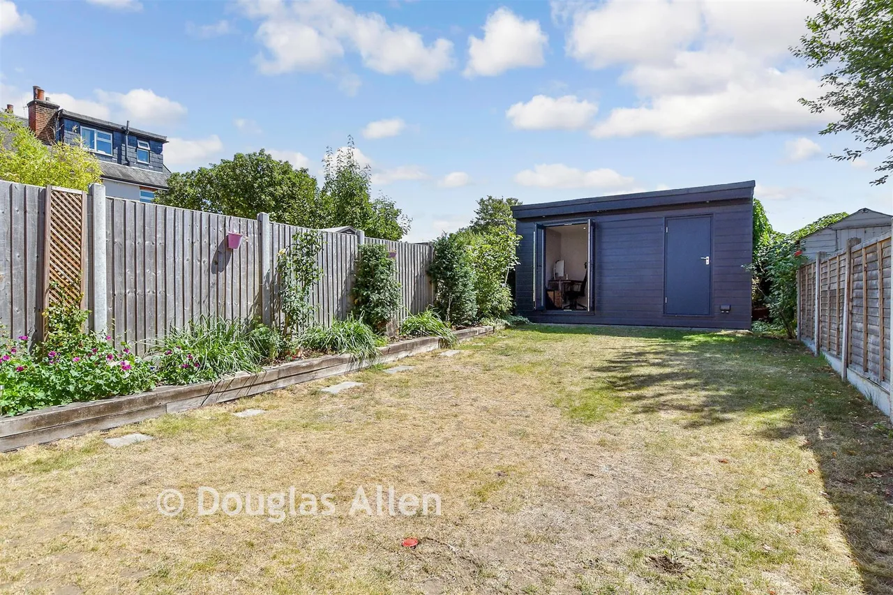Clydesdale Road, Hornchurch, RM11, photo 11
