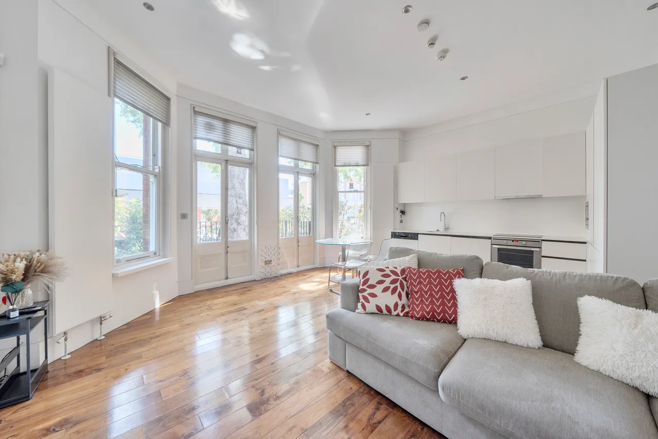 Flat 2, 31 Brechin Place, London, photo 2