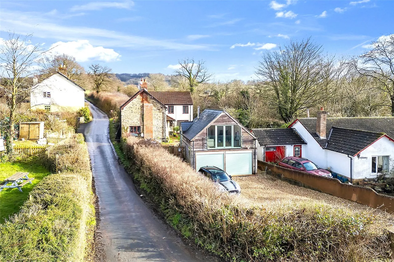 Payhembury, Honiton, Devon, EX14 3JF, photo 2