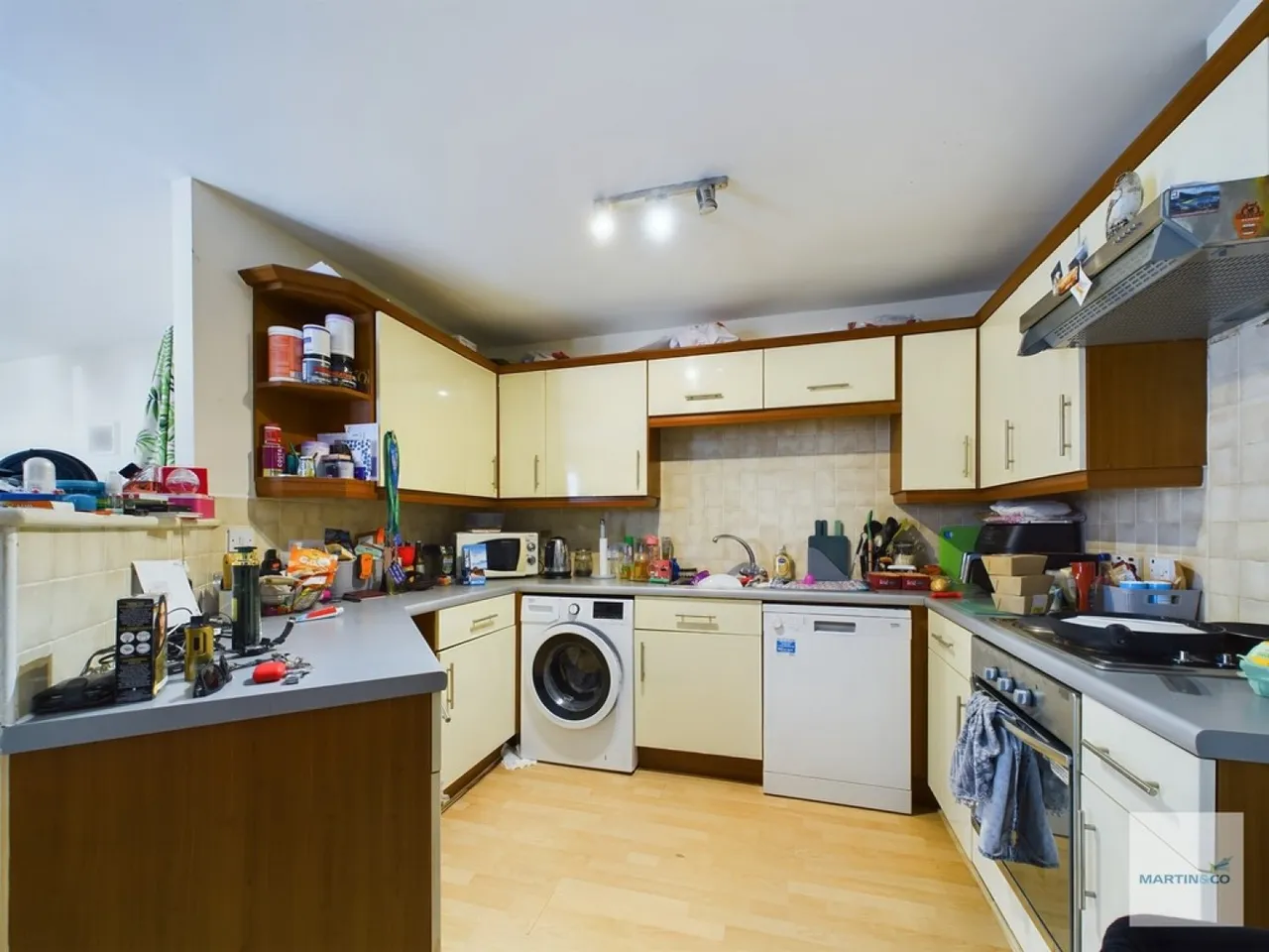 Hamilton Court, Hamilton Road, Carrington, photo 3