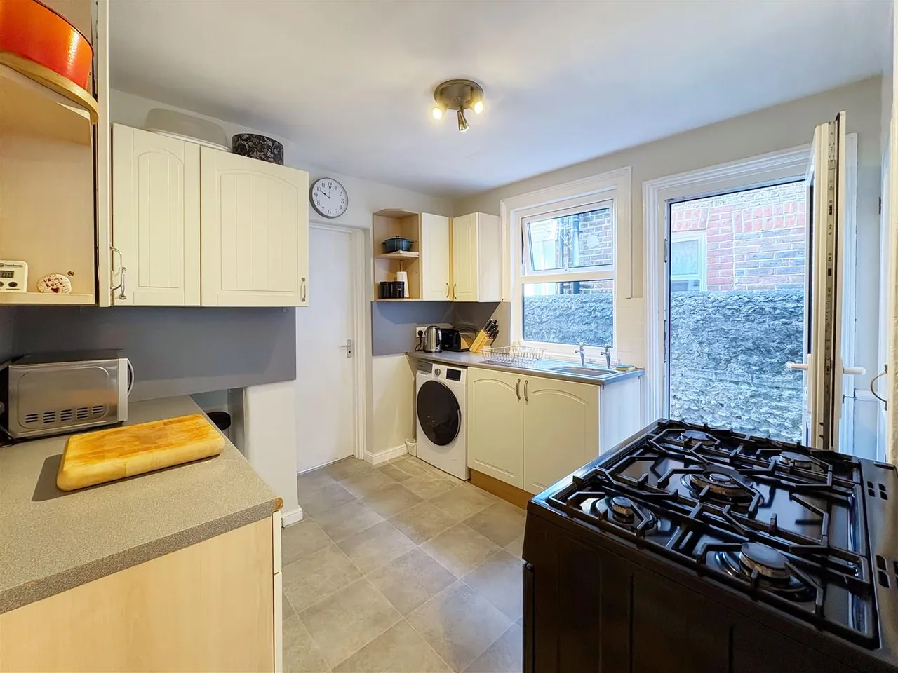 Gloucester Place, Littlehampton, photo 7