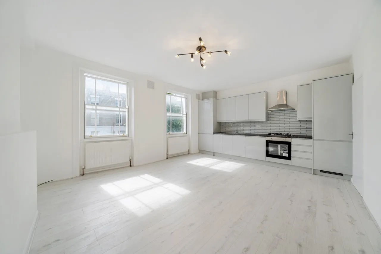 3 bed flat for sale — Coldharbour Lane, SE5