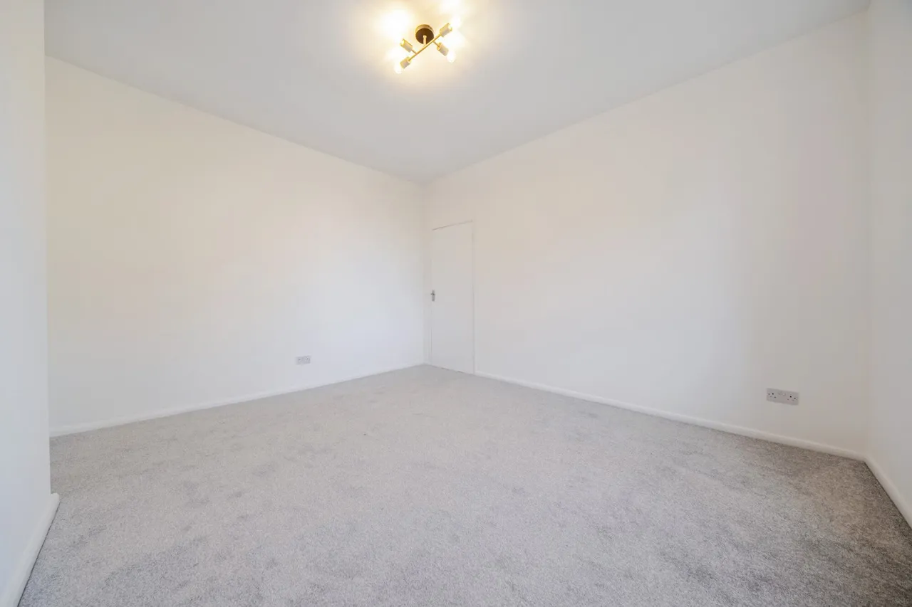 Coldharbour Lane, SE5, photo 11