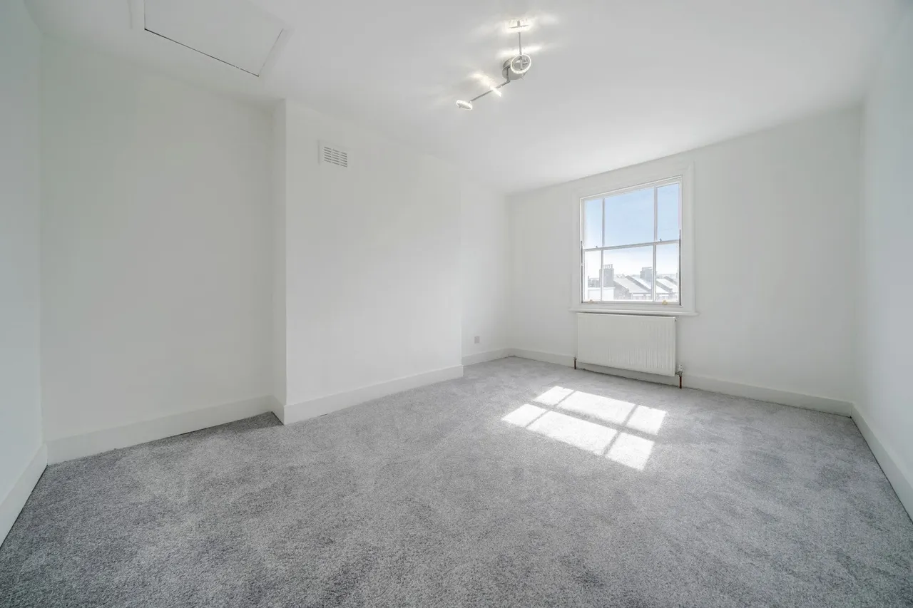 Coldharbour Lane, SE5, photo 17