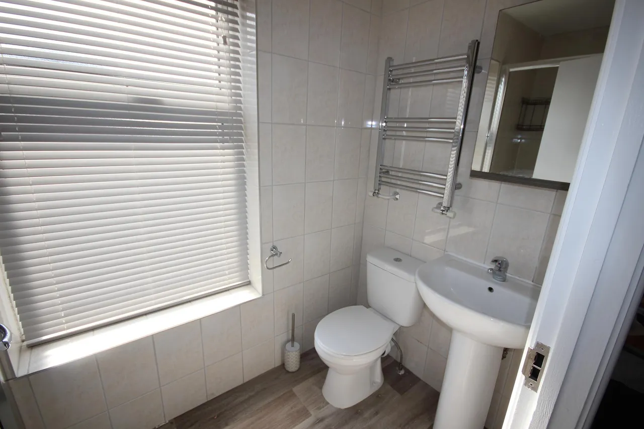 Shobnall Street, Burton upon Trent, DE14, photo 7