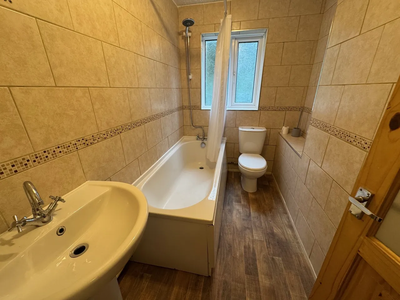 Fulmar Close, Penarth, CF64, photo 6