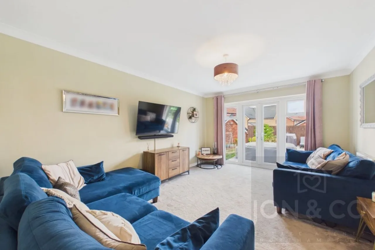 Tarry Way, Buckton Fields, NN2, photo 8