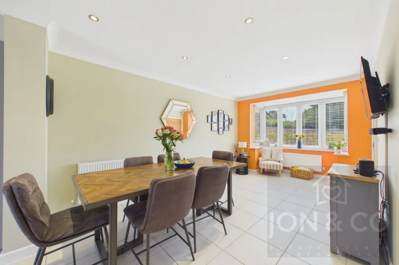 Tarry Way, Buckton Fields, NN2, photo 6