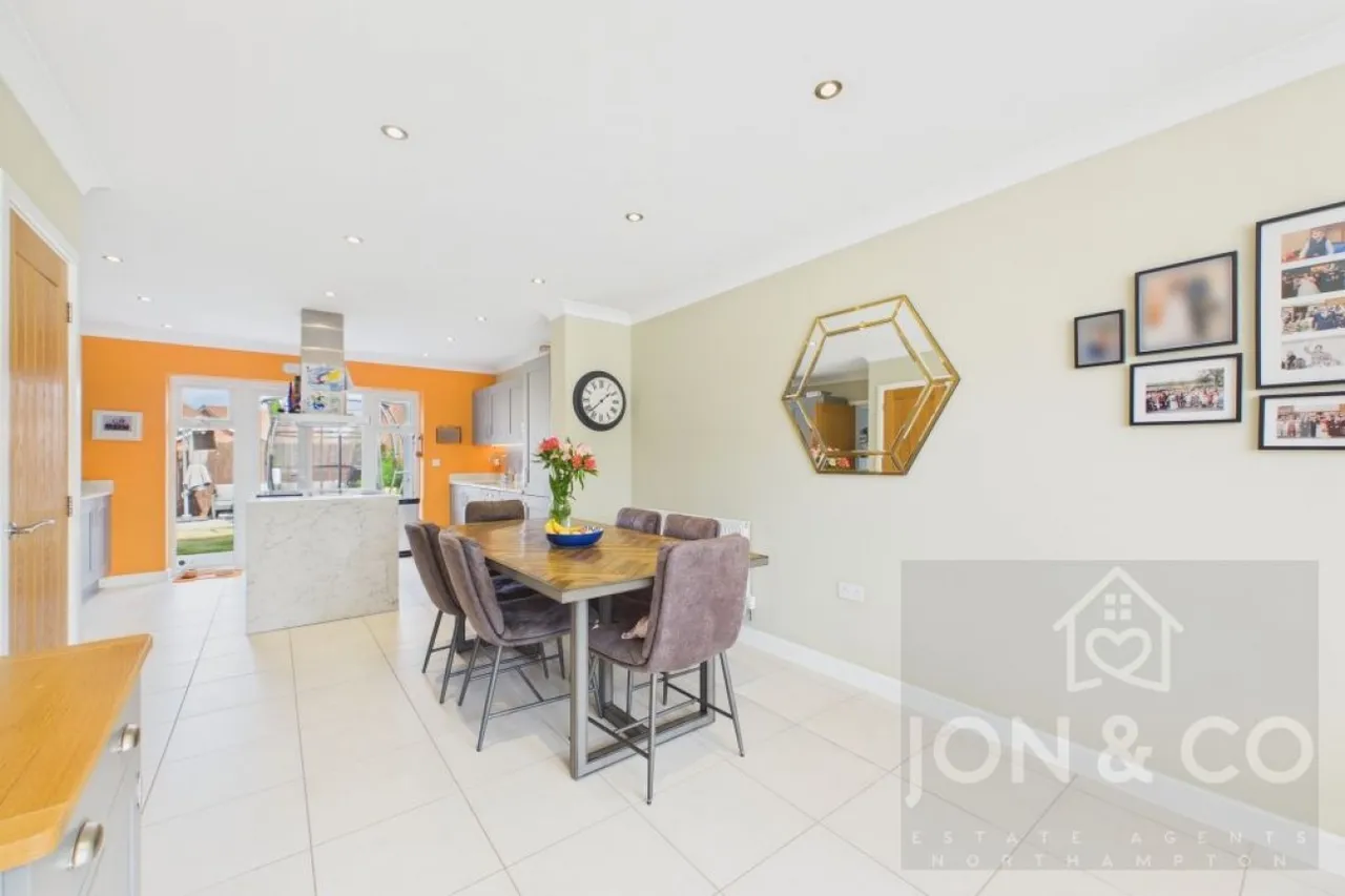 Tarry Way, Buckton Fields, NN2, photo 5