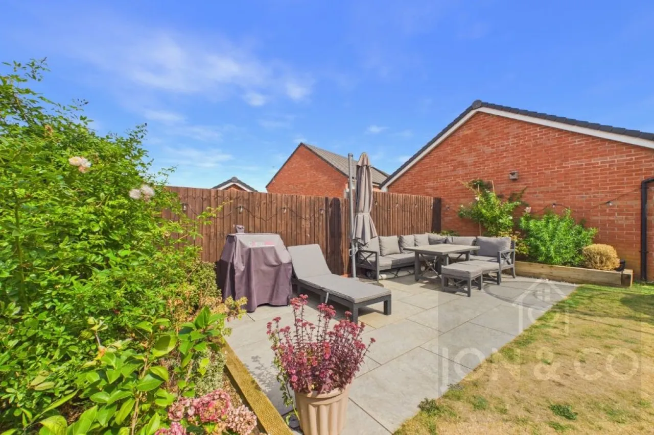 Tarry Way, Buckton Fields, NN2, photo 18